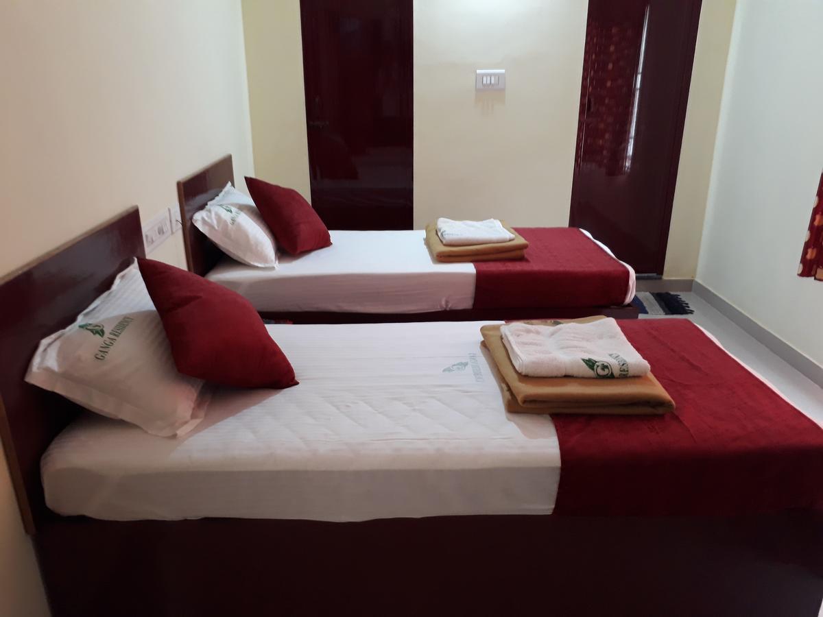 Hotel Ganga Residency Kuzhittura Bagian luar foto